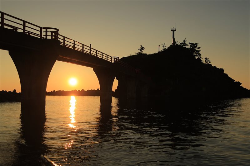 能生海岸の夕日・夕暮れ